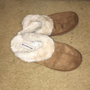 Slippers